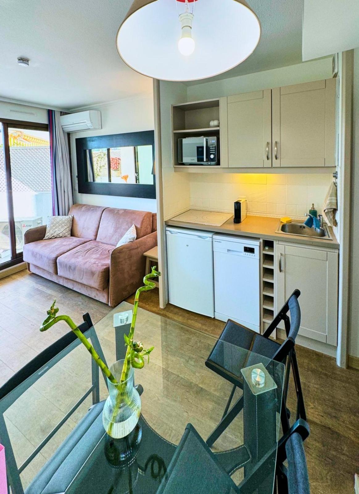 Appartement Bord De Mer Residence L'Ange Gardien Villefranche-sur-Mer Exteriör bild