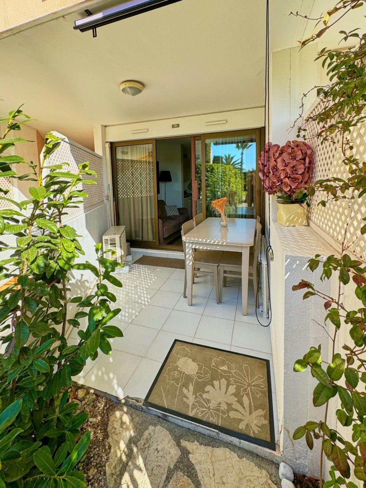 Appartement Bord De Mer Residence L'Ange Gardien Villefranche-sur-Mer Exteriör bild
